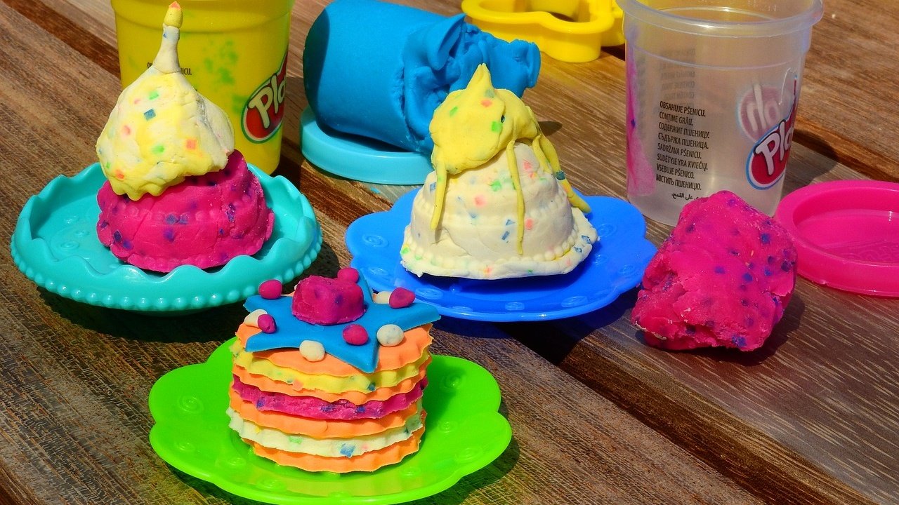 Is Play doh Non toxic 2022 Guide Bay Of Clay