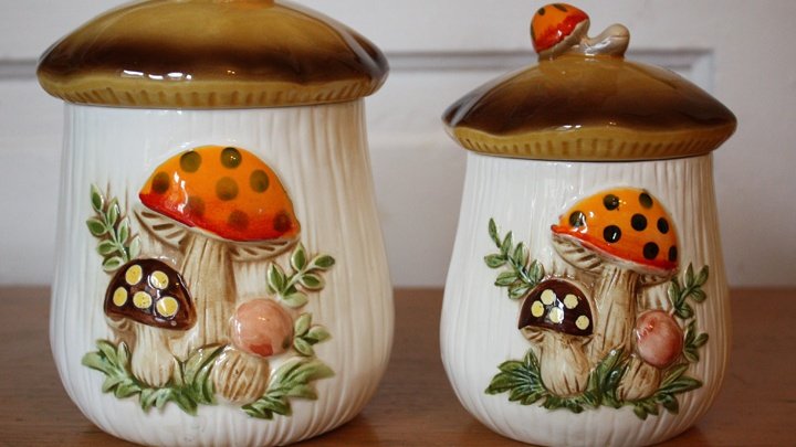 Mushroom Pottery